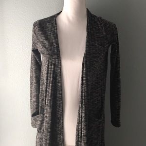 NWOT Lularoe Sarah Top Size XS